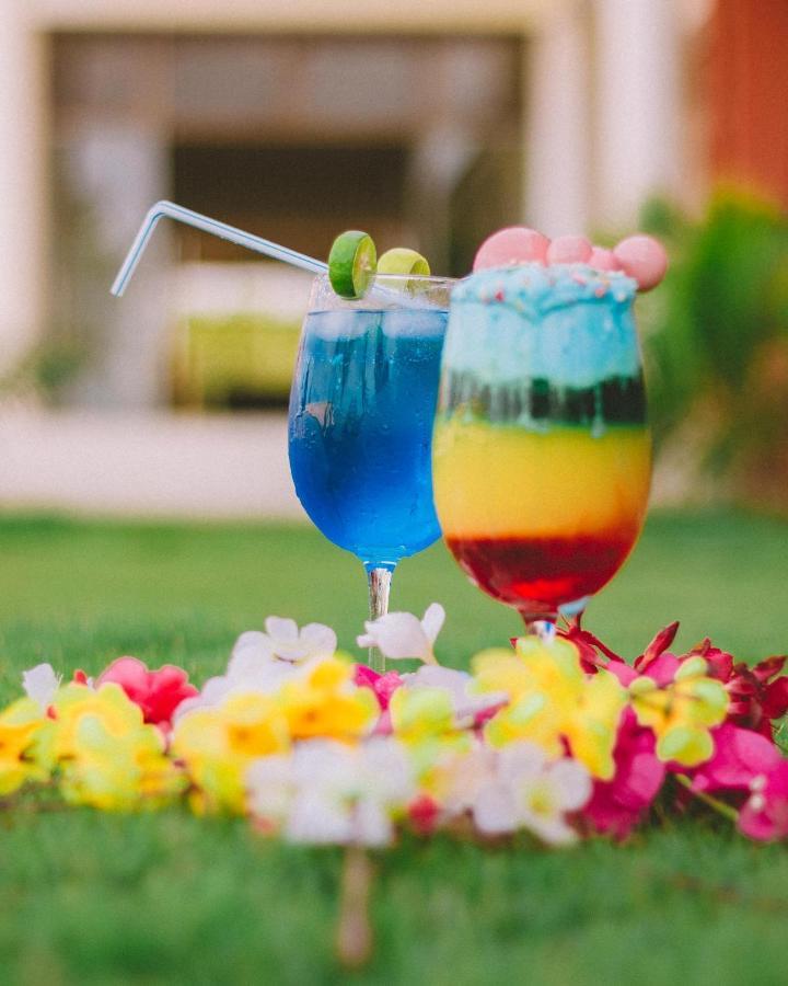 Luwa Evergreen Hotel متوارا المظهر الخارجي الصورة